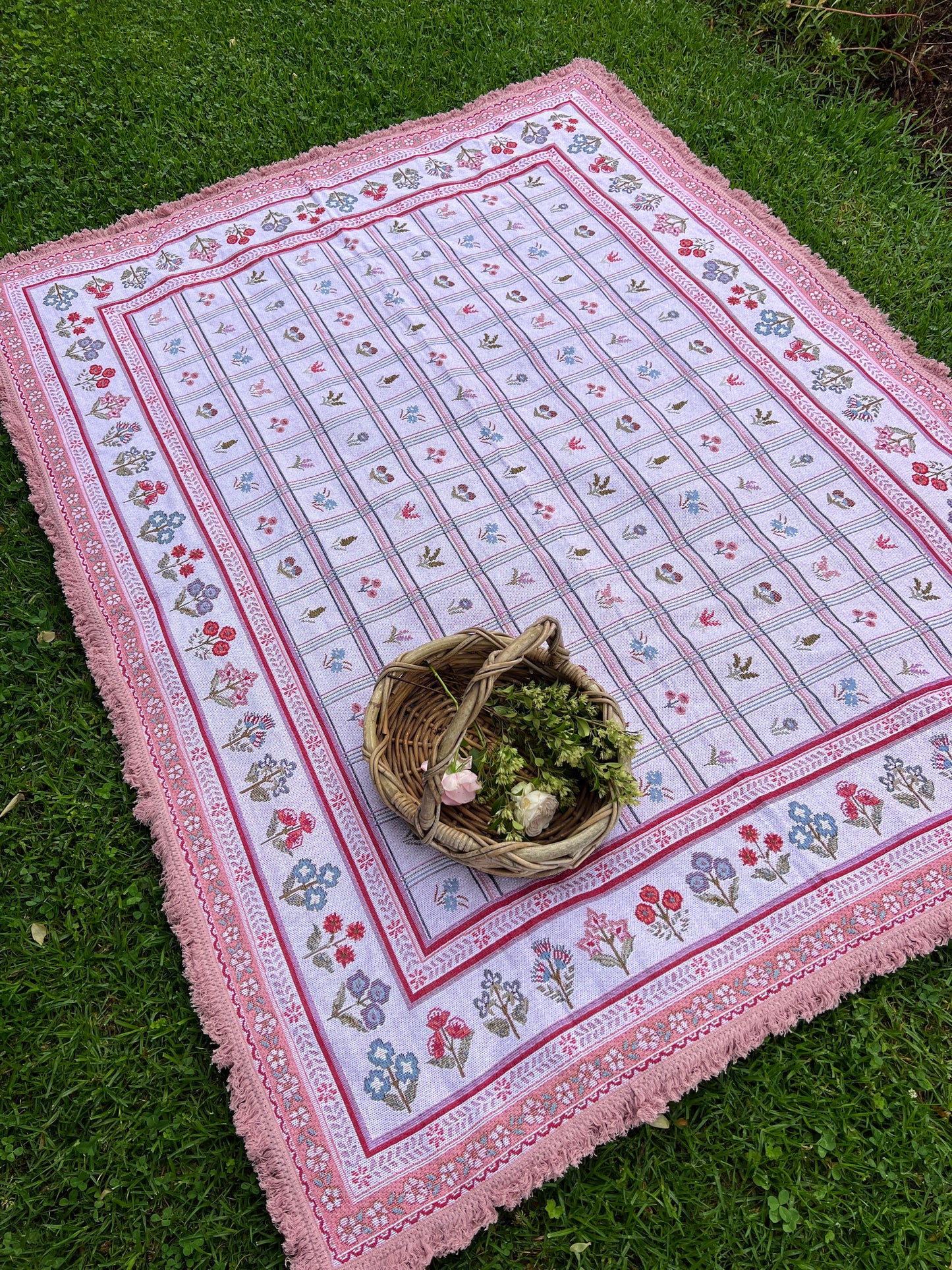 The Petal Rug