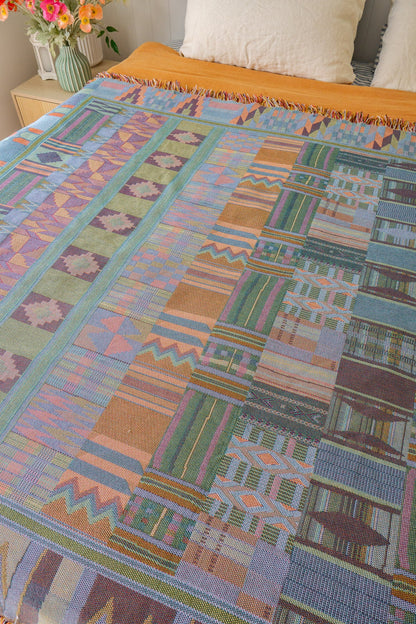 The Opblue Rug