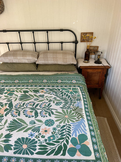The Dahlia Green Rug