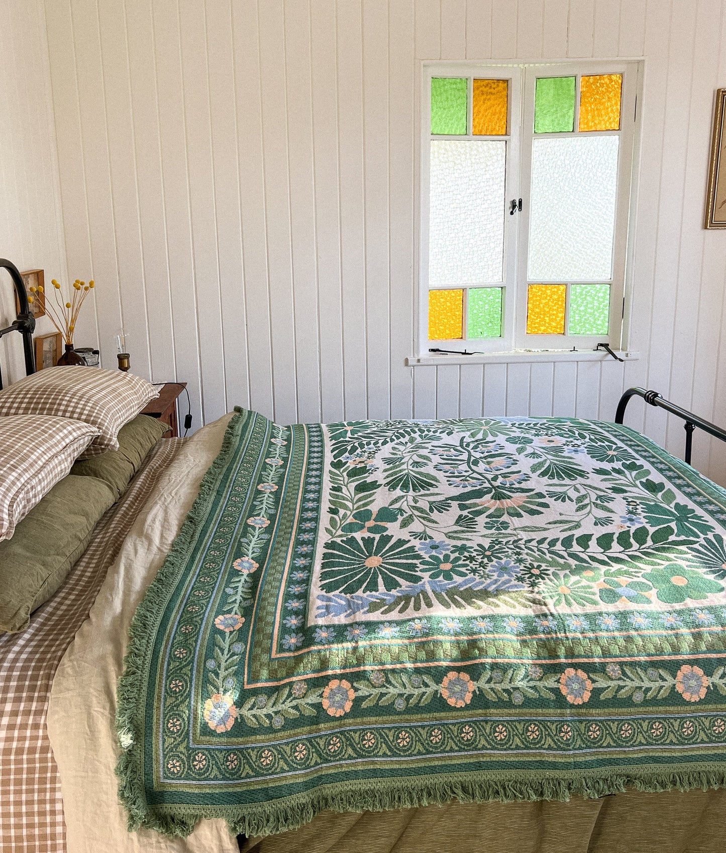 The Dahlia Green Rug